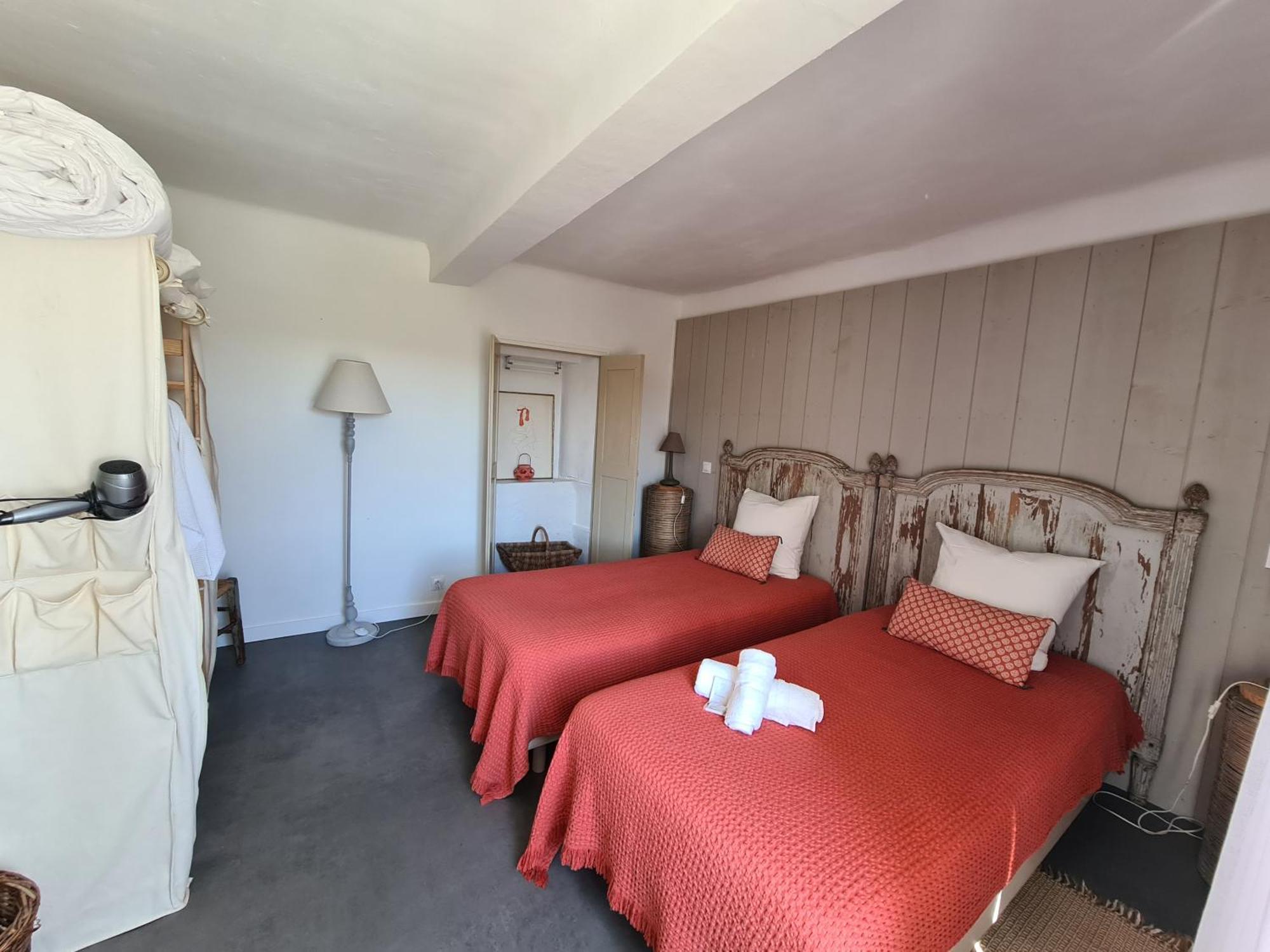 Vila La Ferme Constantin Fayence Pokoj fotografie